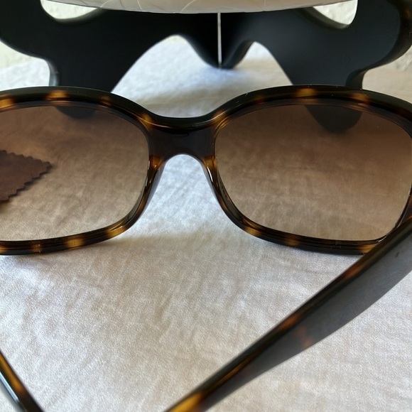 Coach: Rita (L923) Dark Tortoise Sunglasses- Case & Microfiber Cloth - Picture 15 of 16